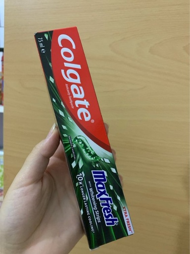 Colgate  Max Fresh Charcoal 75 ml